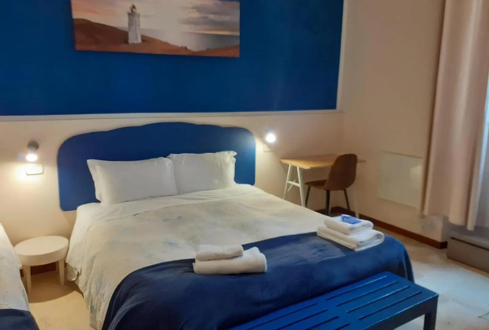Megaride Guest House Como