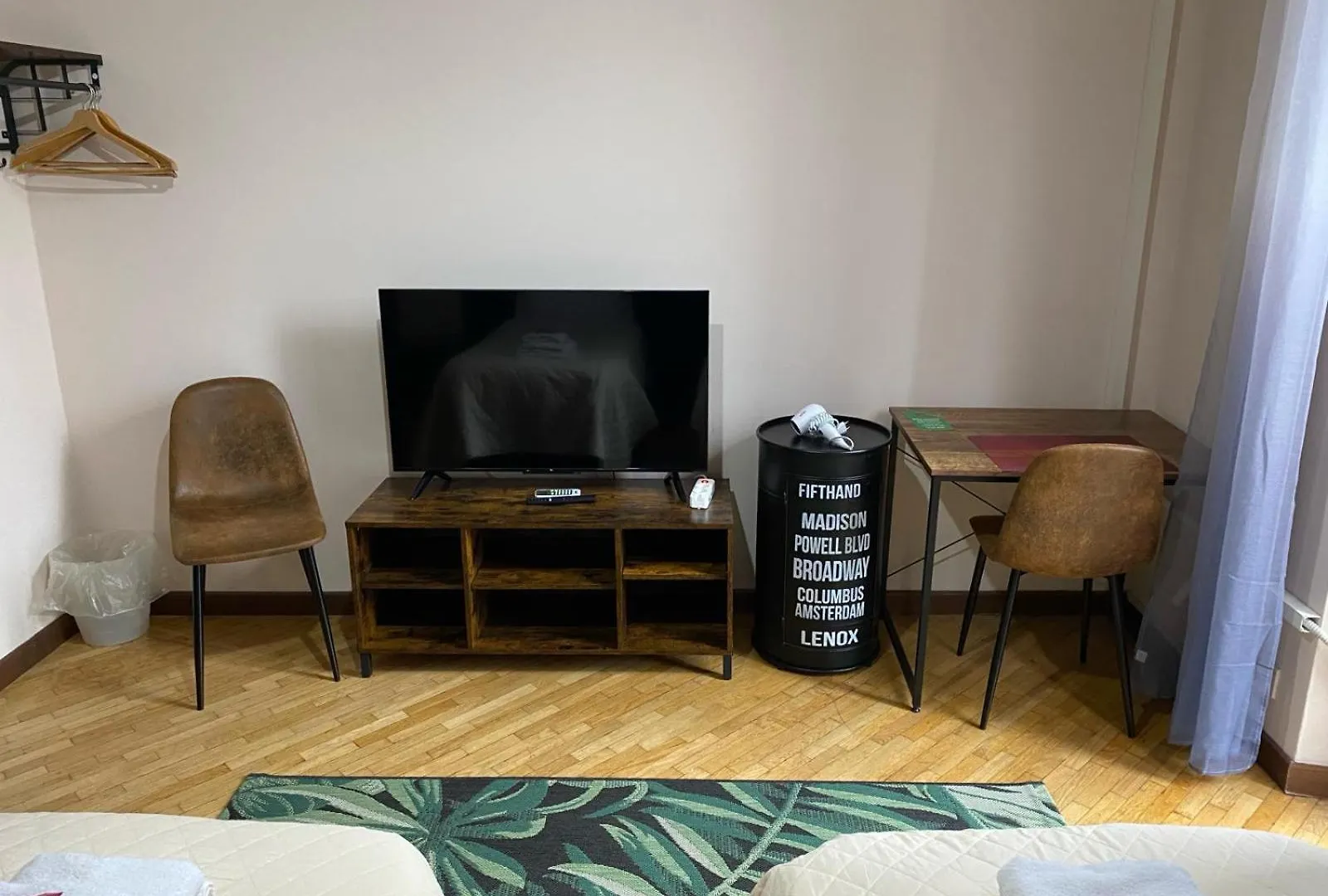 Megaride Guest House Como