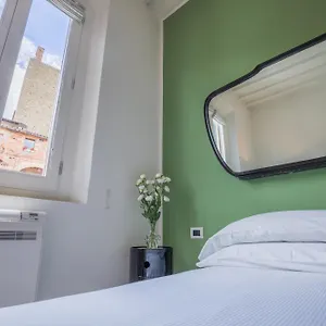 https://bellavalle-rooms-vinci-florence-tuscany.it-tuscanyhotel.com